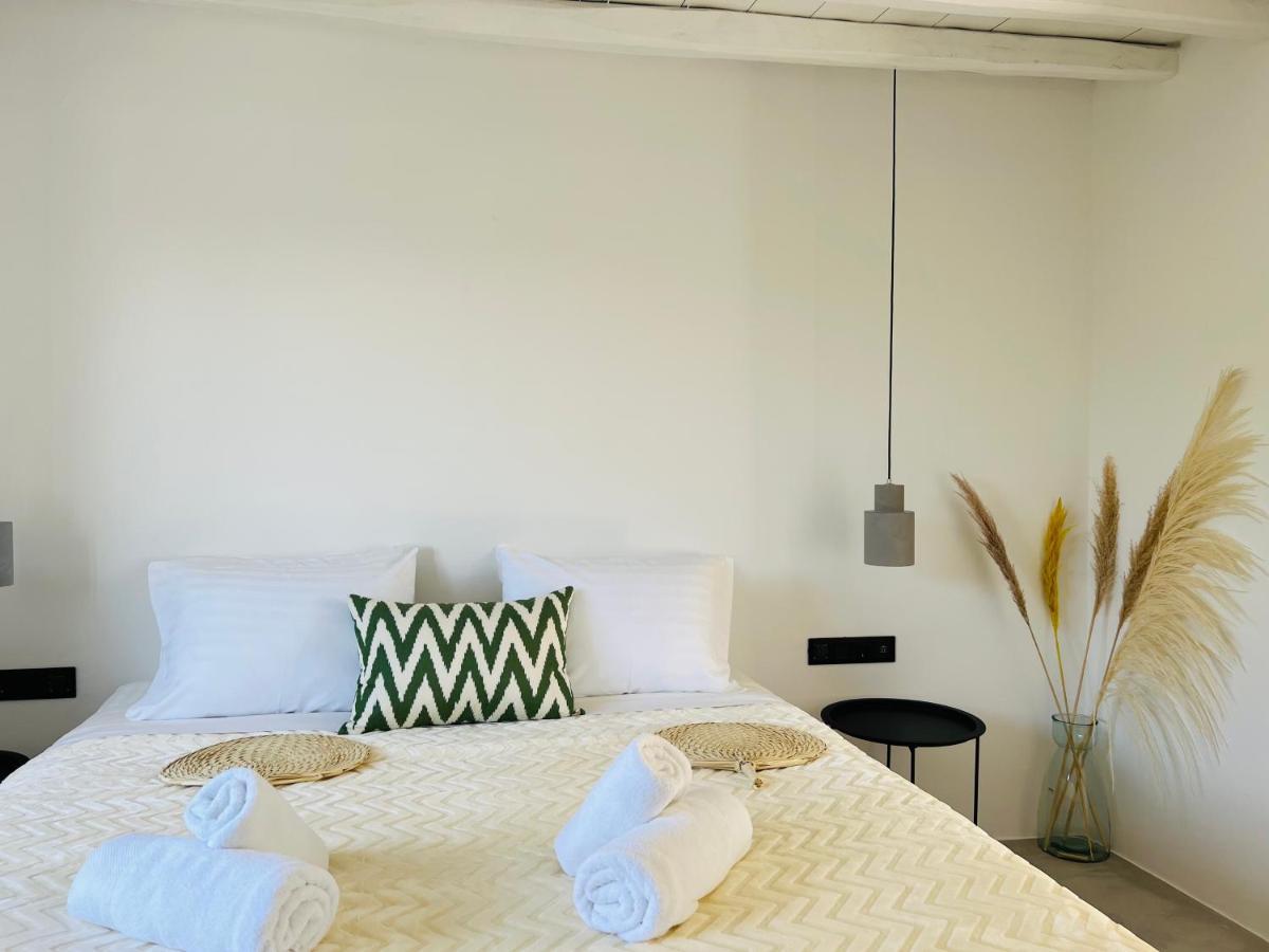 Yalos Mykonos 4 Bedroom Luxury House 5 Minute From Ornos Beach W Sea & Sunset View Mykonos Town Exterior foto