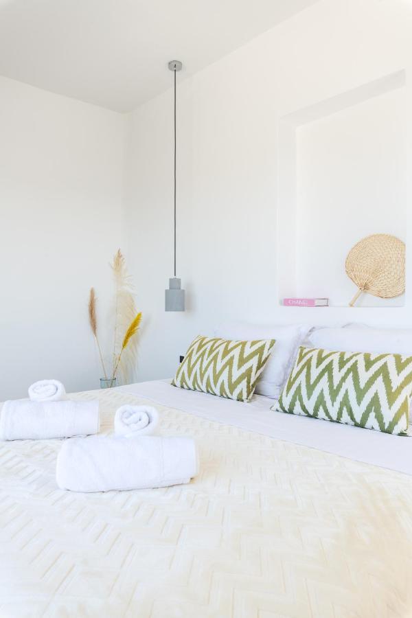 Yalos Mykonos 4 Bedroom Luxury House 5 Minute From Ornos Beach W Sea & Sunset View Mykonos Town Exterior foto
